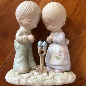 1976 Prayer Changes Everything Precious Moment